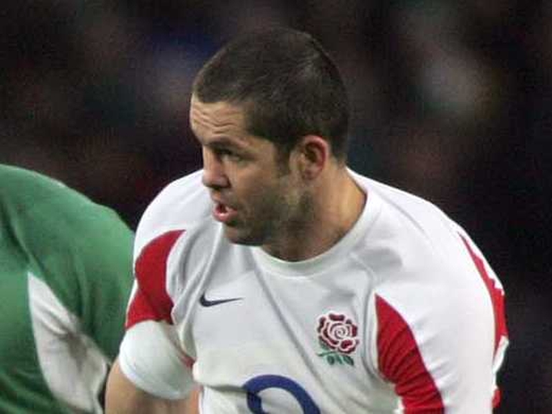 Andy Farrell will play at fly-half for England in Friday night's World Cup clash against South Africa
