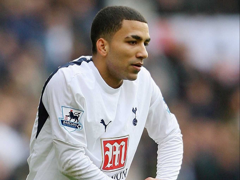 Aaron Lennon grabbed a late equaliser for Spurs at the Emirates
