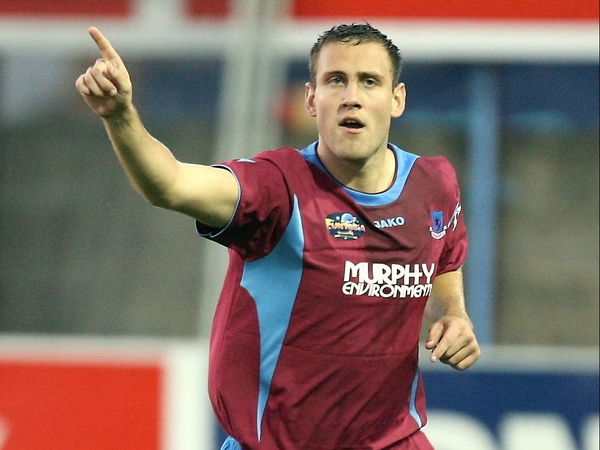 Guy Bates' early strike gave Drogheda the three poinrts