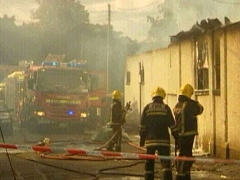Bray - Roof collapsed at factory