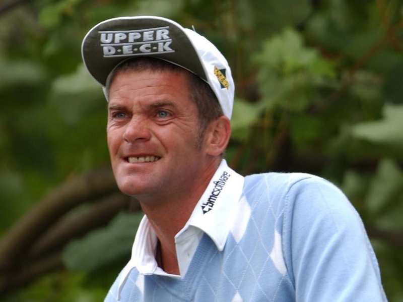 Jesper Parnevik believes he owes Tiger Woods' wife Elin an apology 'for hooking her up with him'