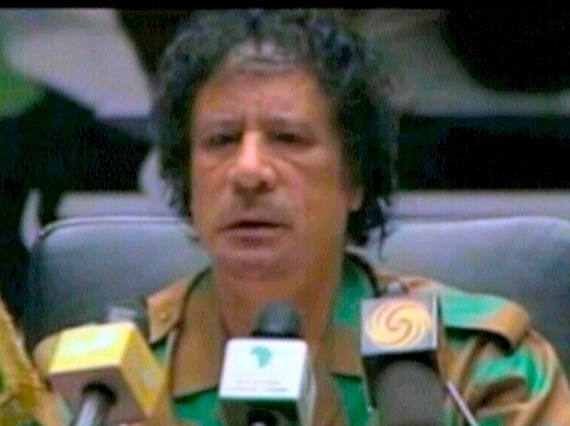 Muammar Gaddafi - Host of talks
