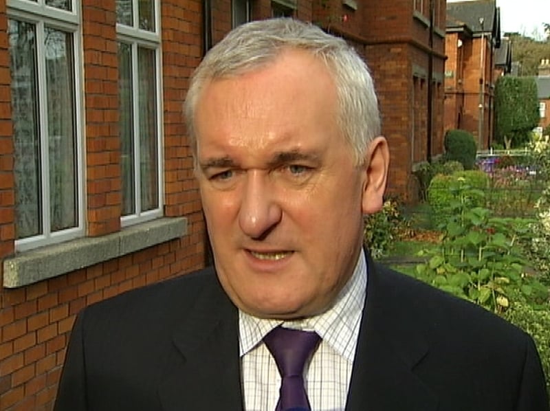 Bertie Ahern - Publican says he gave Taoiseach £16,500