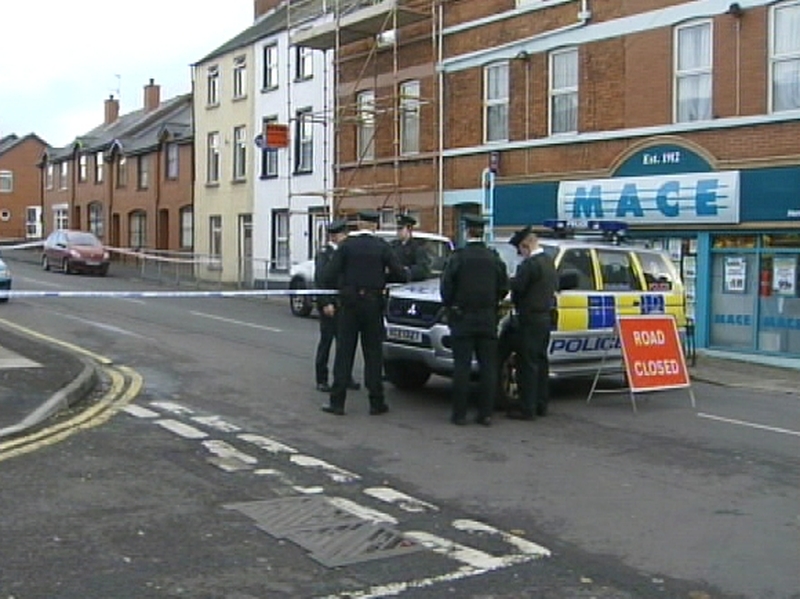 Derry - PSNI officer wounded