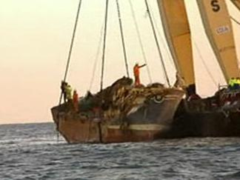 Pere Charles - Wreck is badly damaged