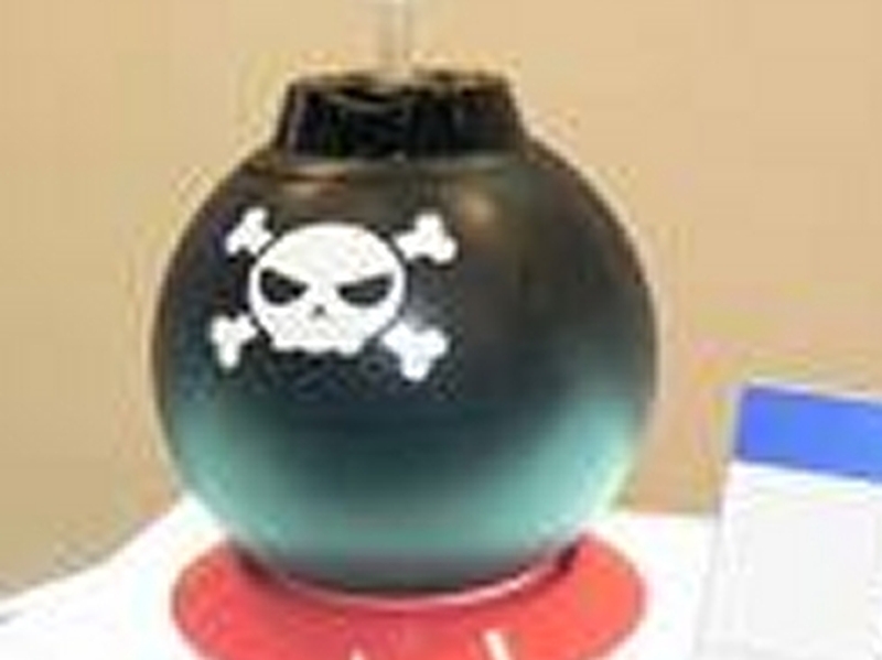 Exploding piggy bank - New motivator for saving