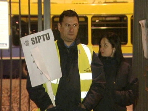 Harristown Bus Depot - Picket over roster changes