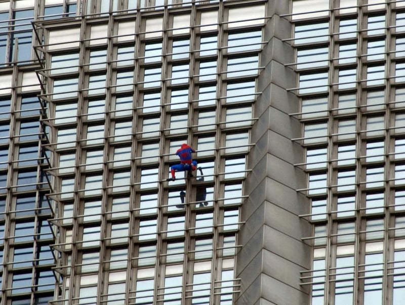 Shanghai - Stunt cost Robert a five-year ban, but he has now scaled that too