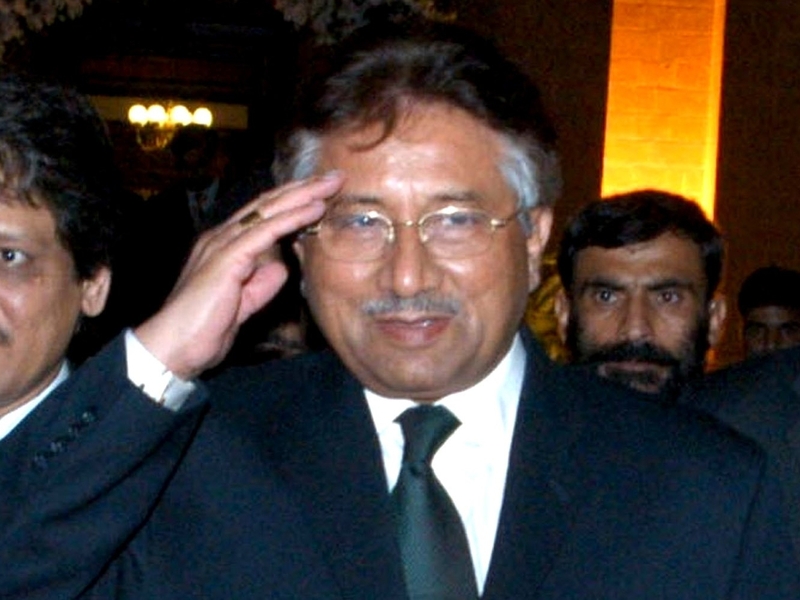 Pervez Musharraf - Constitution to be restored
