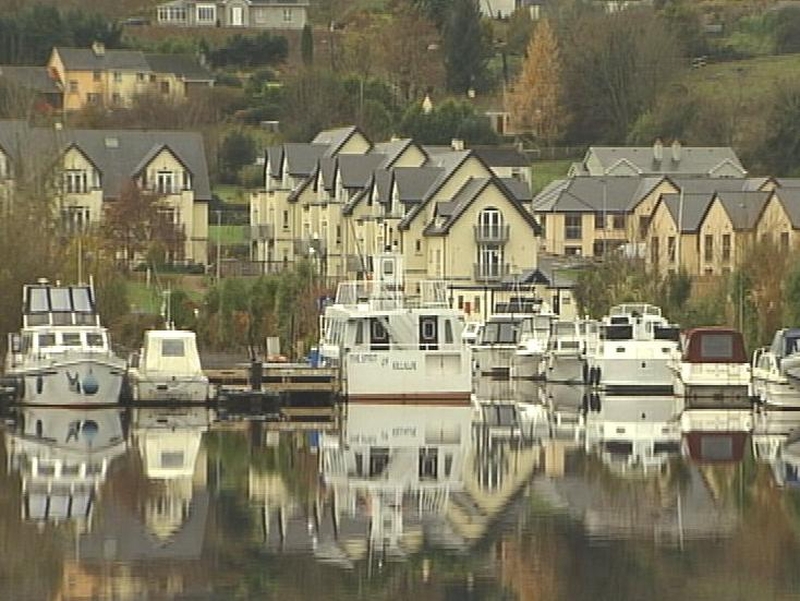 Lough Derg - Man got into trouble while swimming
