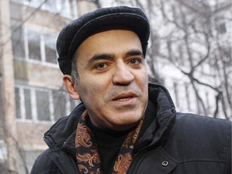 Garry Kasparov - Accused Russian authorities