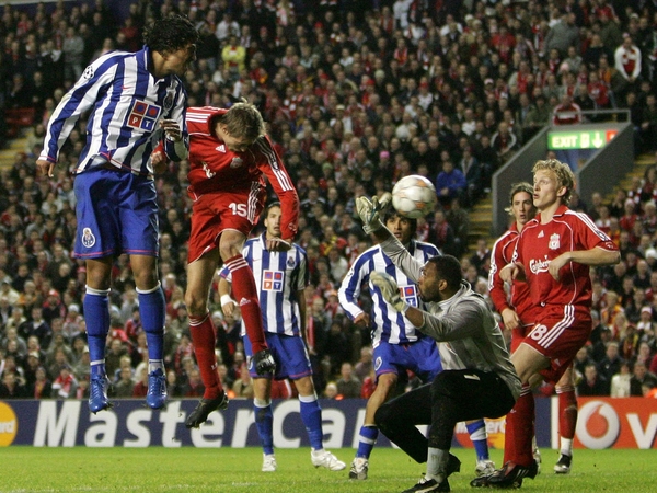 Peter Crouch scores Liverpool's fourth against FC Porto in the Champions League