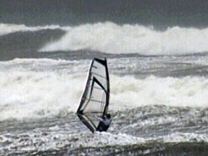 Atlantic swell - Warnings in place