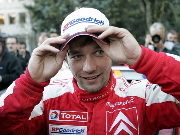 Sebastien Loeb moved further ahead of Mikko Hirvonen in Finland on Saturday.