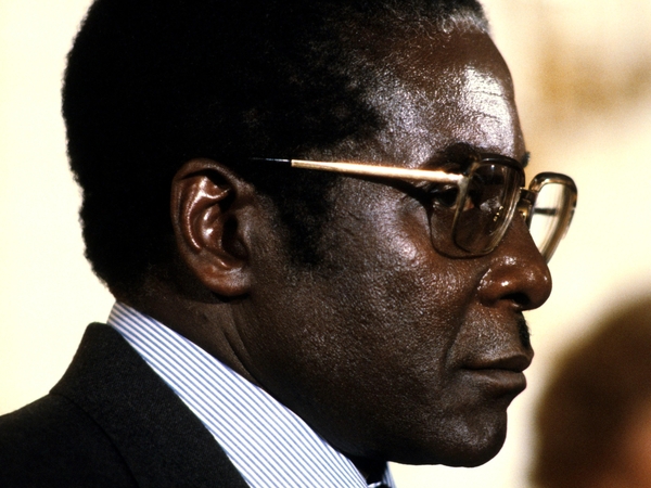 Robert Mugabe - In Portugal for summit