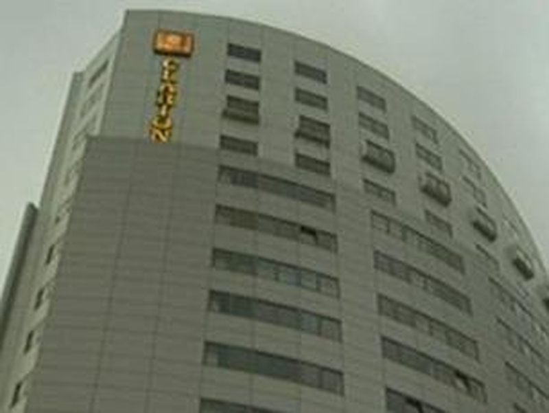 Clarion Hotel - Woman's body found