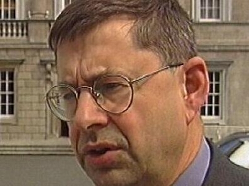 Éamon Ó Cuív - Respects decision to end the FF tent at the Galway Races