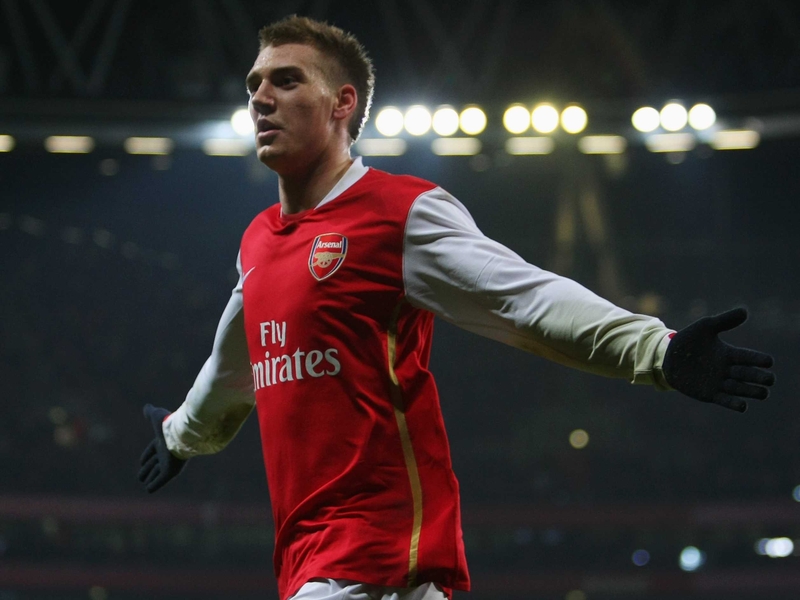 Nicklas Bendtner's goal sealed a home win for the Gunners