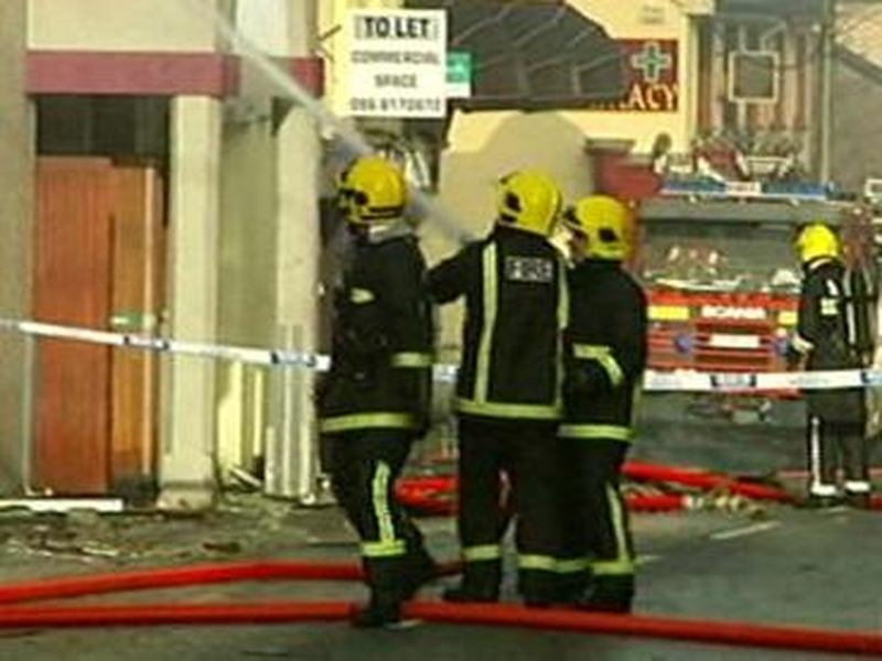 Fire Brigade - Several units fight fire in Roscommon
