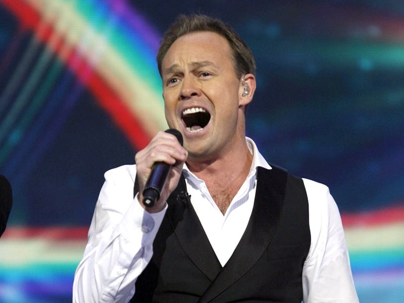 Donovan rose to fame as Scott Robinosn in the soap