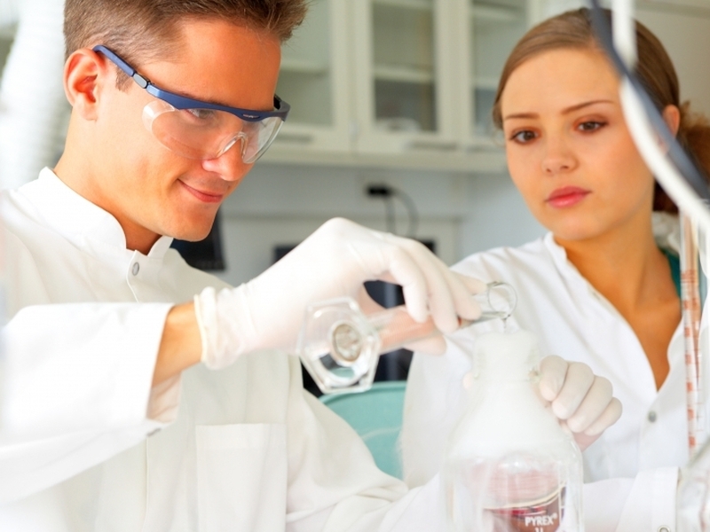 Research - Businesses spent €1.7 billion