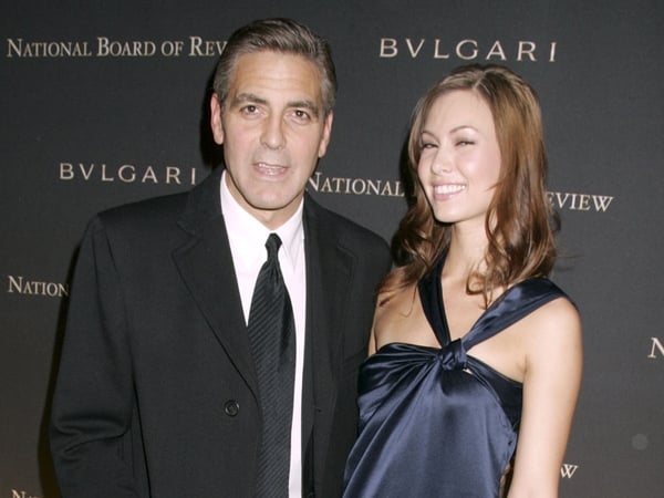 Clooney &amp; Larson - Not engaged