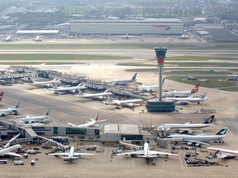 Heathrow Airport - Pilot detained