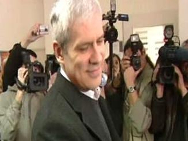 Boris Tadic - Pro-EU president claims win
