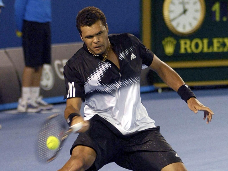 Jo-Wilfried Tsonga will miss the French Open