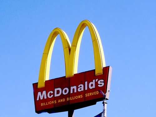 Fast food chain - Report says McDonald's contribute almost €199m to Irish economy a year