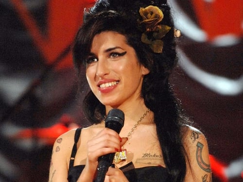 Winehouse - Helping her friend through a difficult time