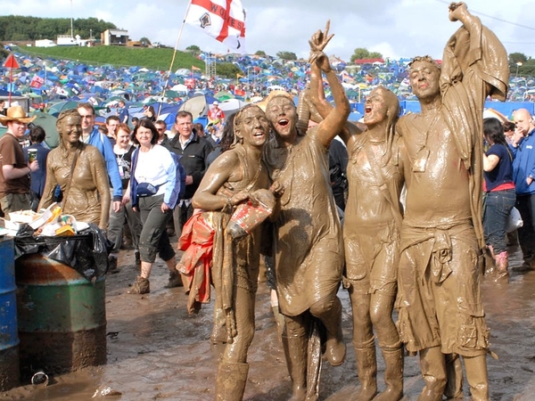 Glastonbury 2009 - Half sold-out