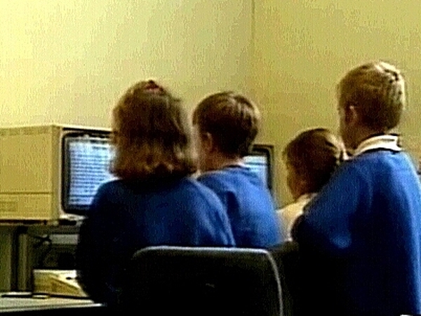 Internet - Children exposed to risk