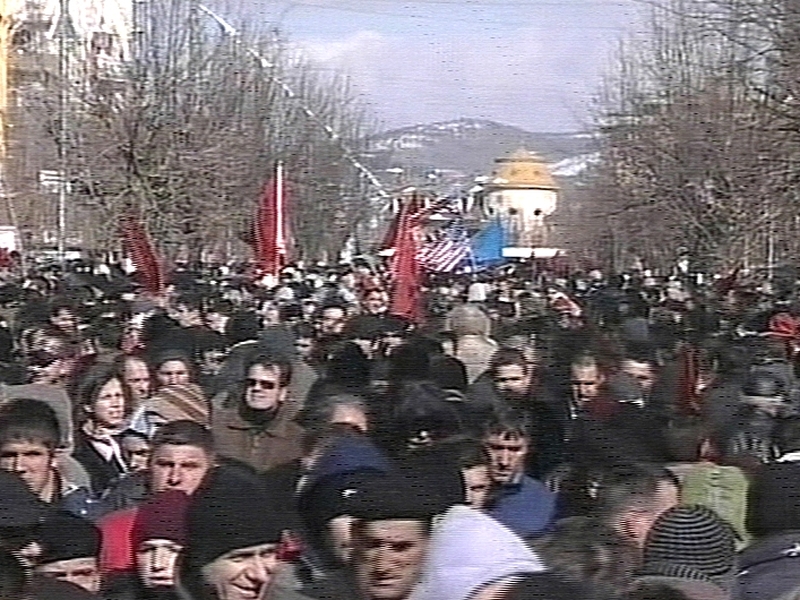 Pristina - Crowds celebrate