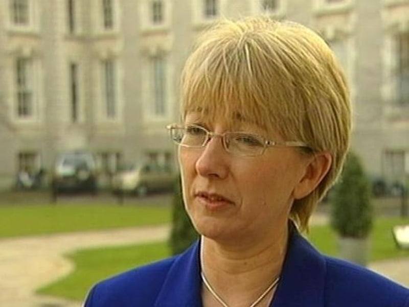 Mary Hanafin - No veto for Church on religion teachers