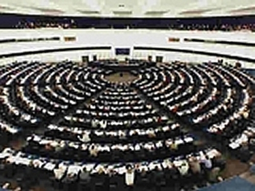 European Parliament - Approves Lisbon Treaty