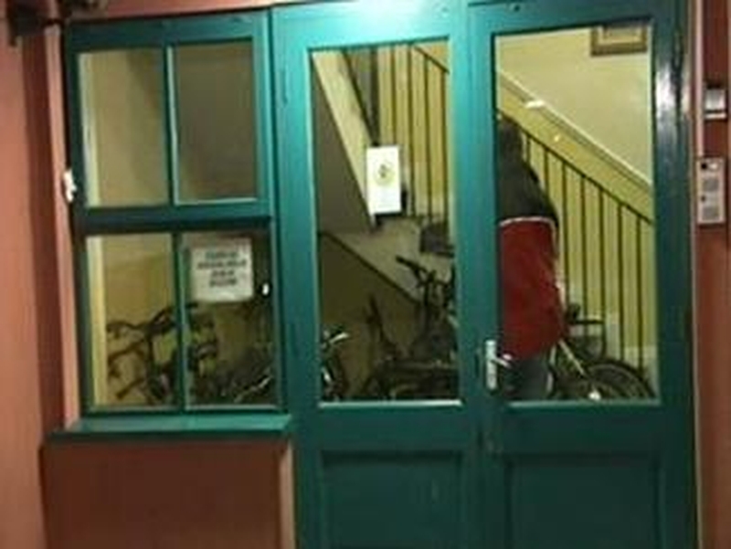 Tralee - Three detained after devices discovered