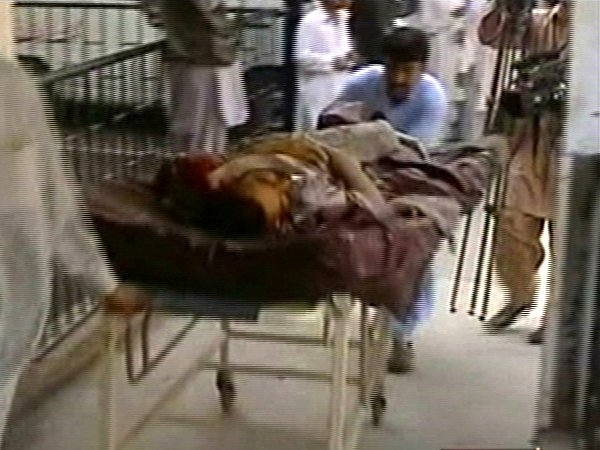 Pakistan - 35 die in blast