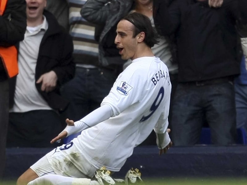 Tottenham and Manchester United are struggling to agree on a fee for the mercurial Bulgaria international