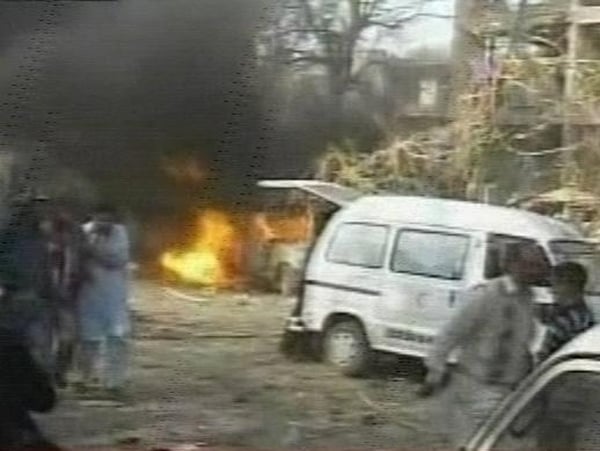 Pakistan - Bombs exploded in Lahore
