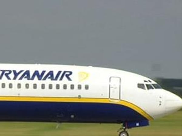 Ryanair mobiles - Service starts on 20 planes
