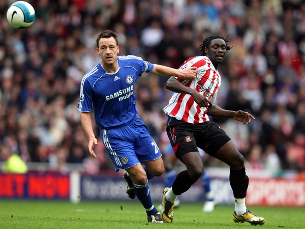 John Terry's first goal in over a year edged Chelsea to victory over Sunderland