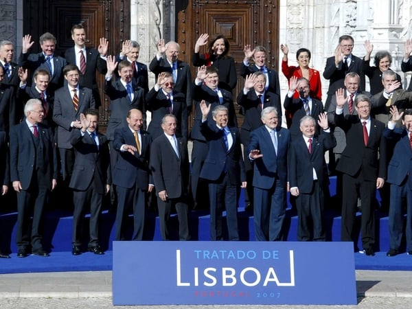 Lisbon Treaty - ICTU Executive votes Yes