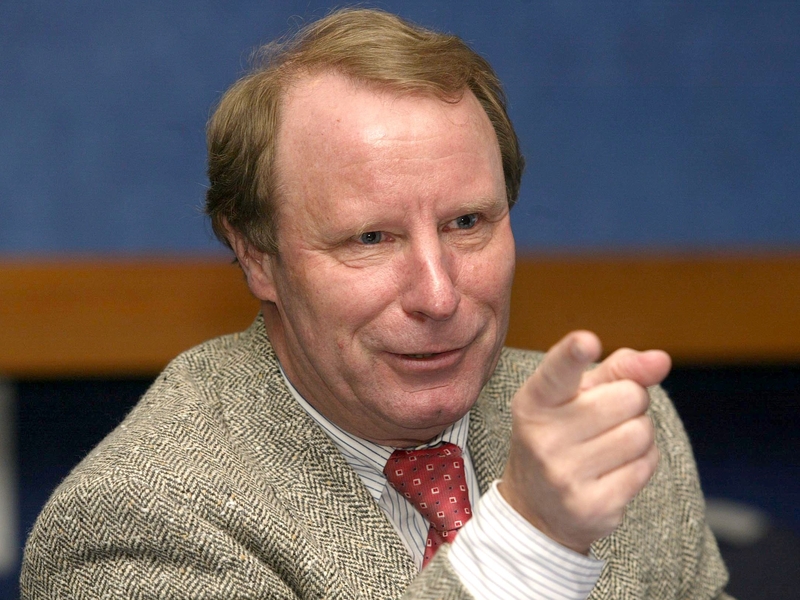 Former German and Scottish manager Berti Vogts will take the reins of Azerbaijan