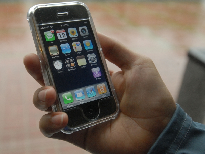 iPhone - €209 in NI vs €399 in Republic