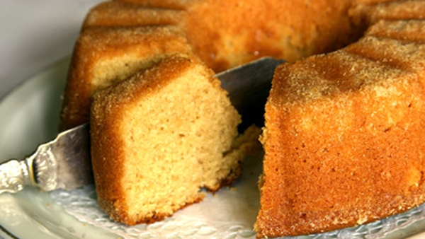 Olive Oil Cake with Almonds