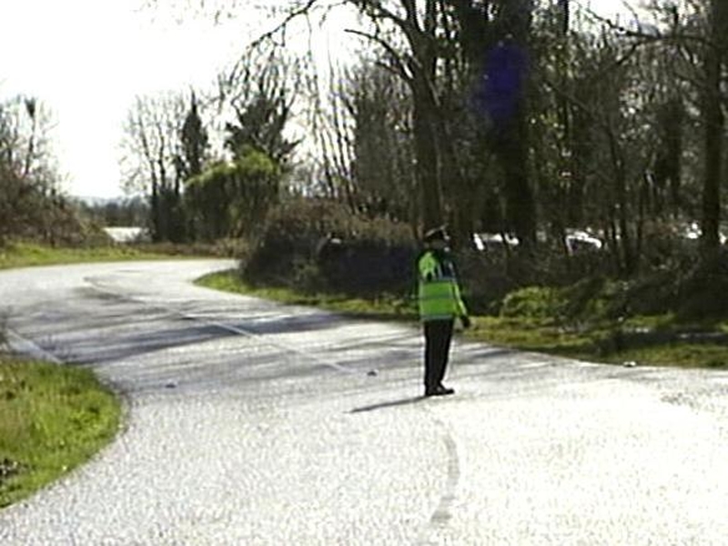 Co Clare - Man dies after crash near Sixmilebridge