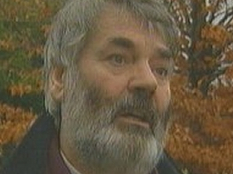 Proinsias De Rossa - Knocked to the ground