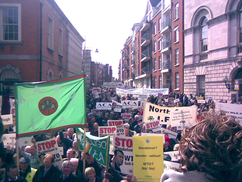 Dublin - Farmers protest over trade plans