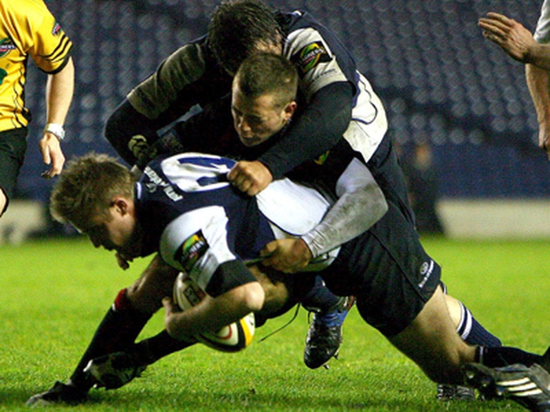 Leinster's Luke Fitzgerald scores a try